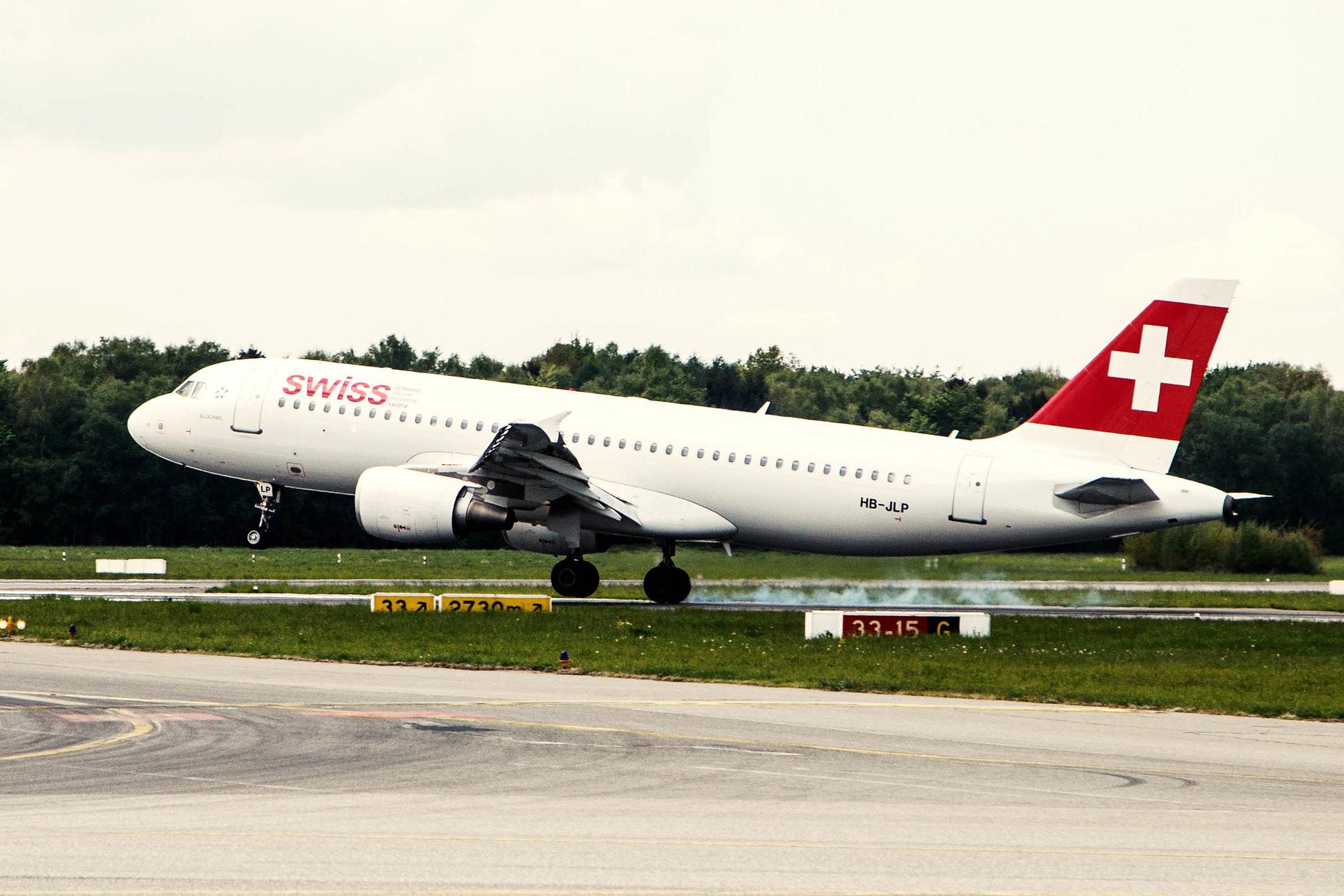 Hamburg Airport: Swiss (LX / SWR) |  Airbus A320-214 A320 | HB-JLP | MSN 4618