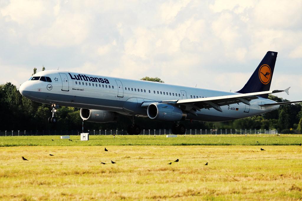 Hamburg Airport Spotter Tour