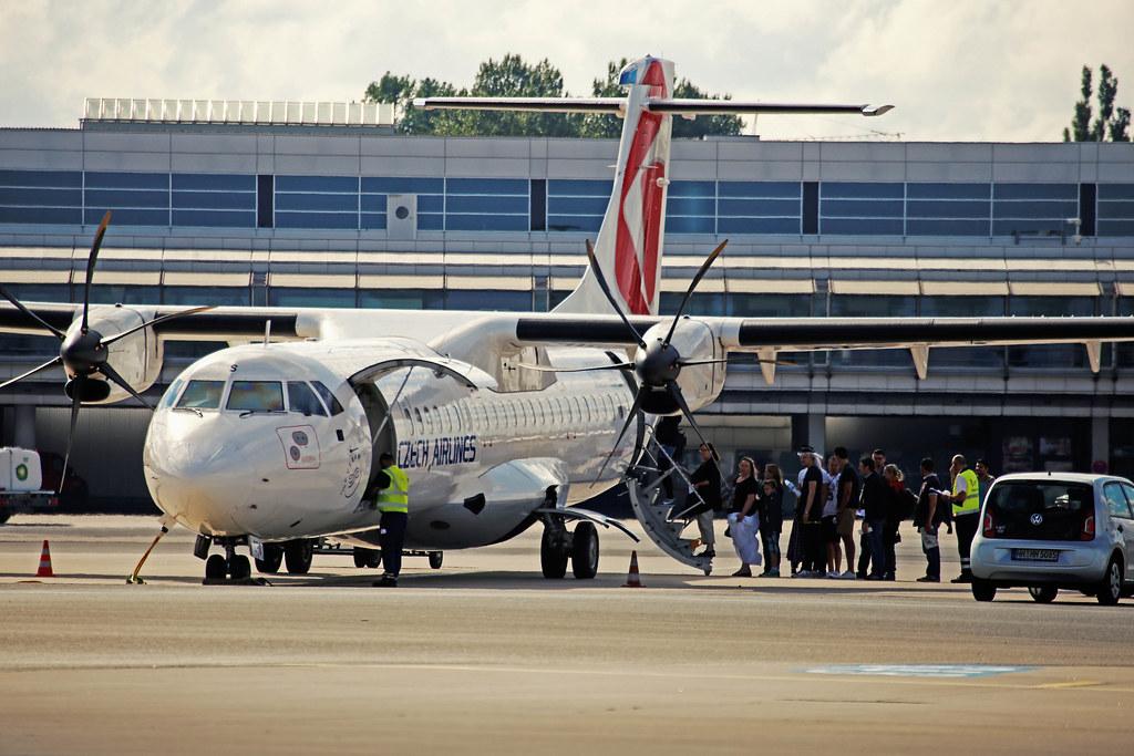 Hamburg Airport Spotter Tour