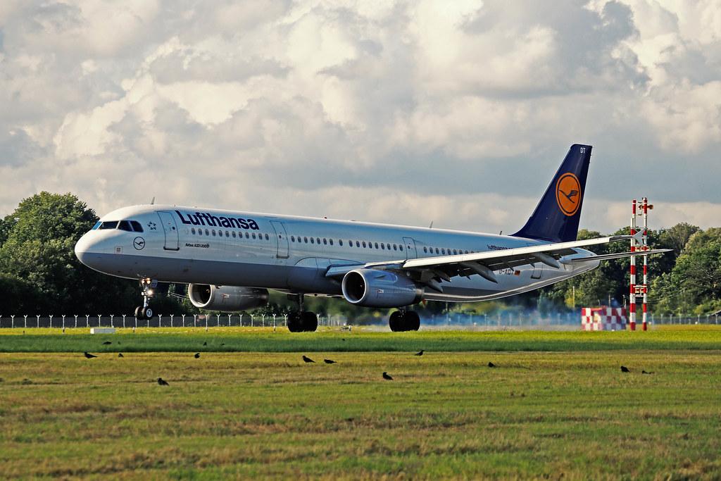 Hamburg Airport Spotter Tour