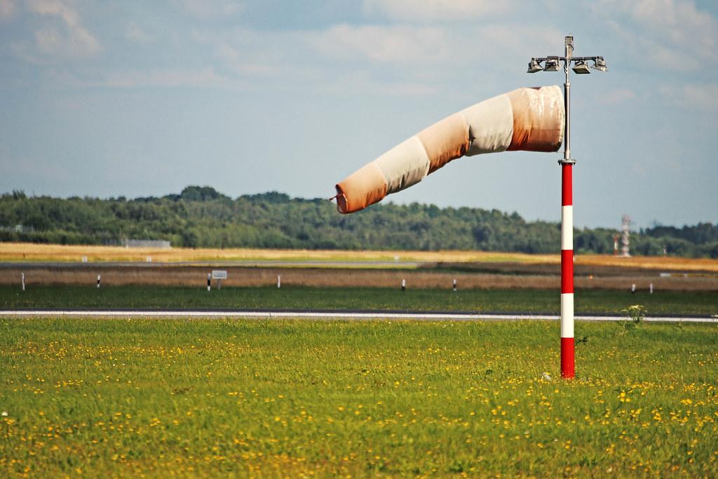 Hamburg Airport Spotter Tour