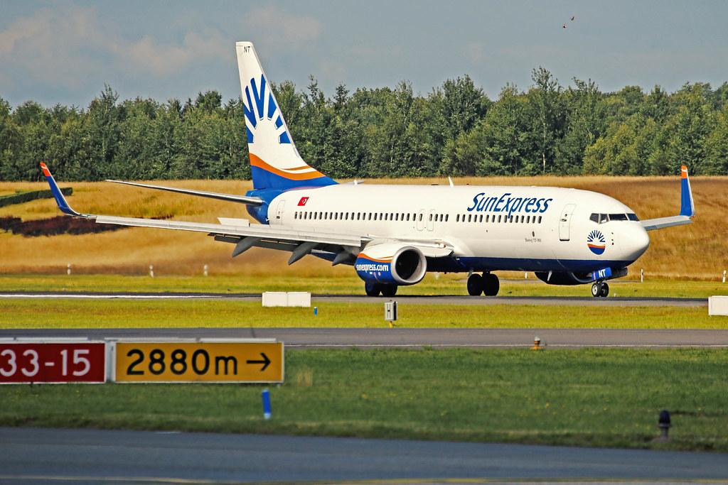 Hamburg Airport Spotter Tour