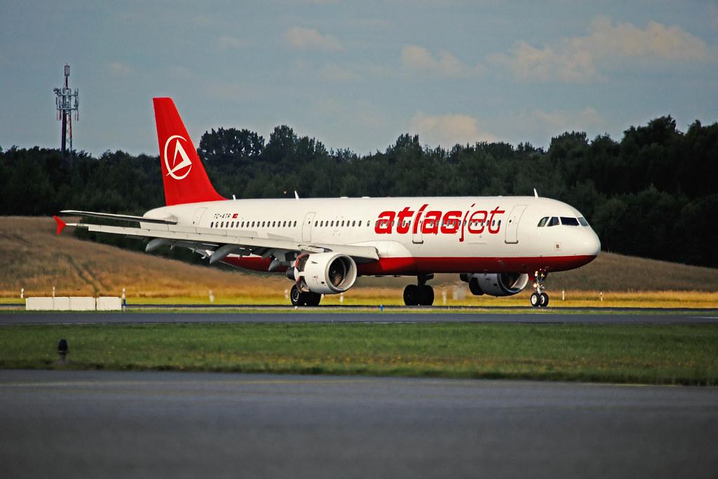 Hamburg Airport Spotter Tour