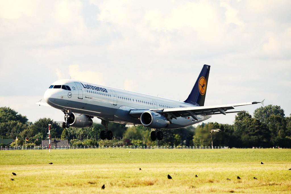 Hamburg Airport Spotter Tour
