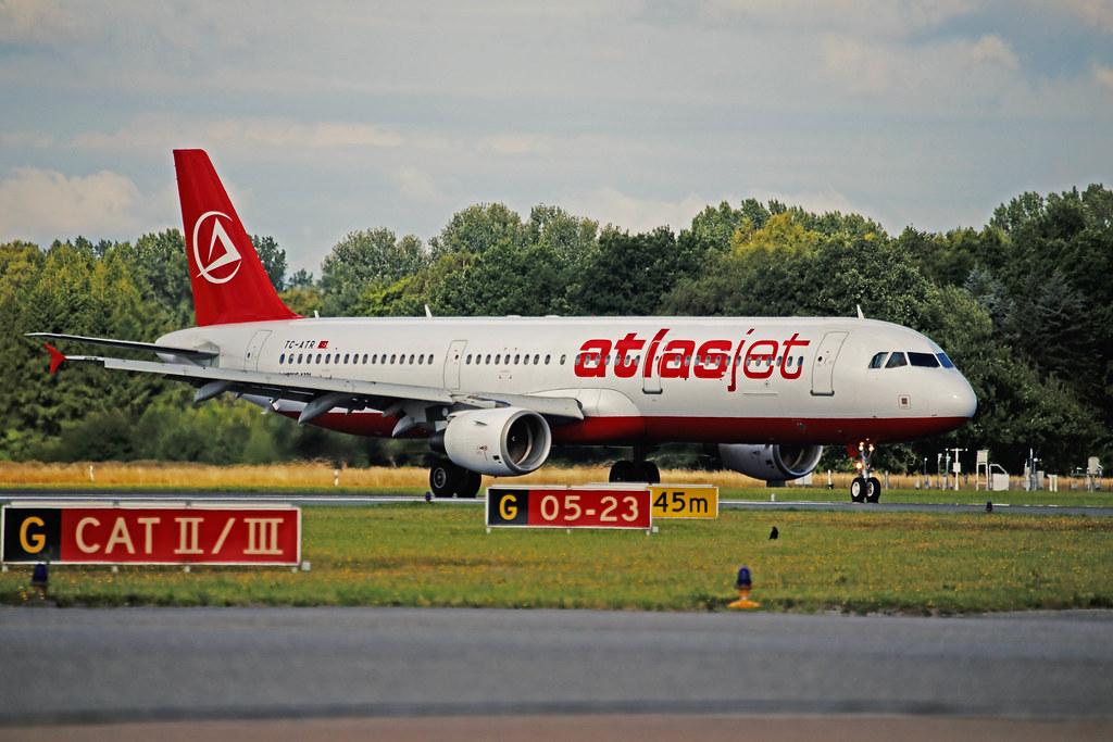 Hamburg Airport Spotter Tour