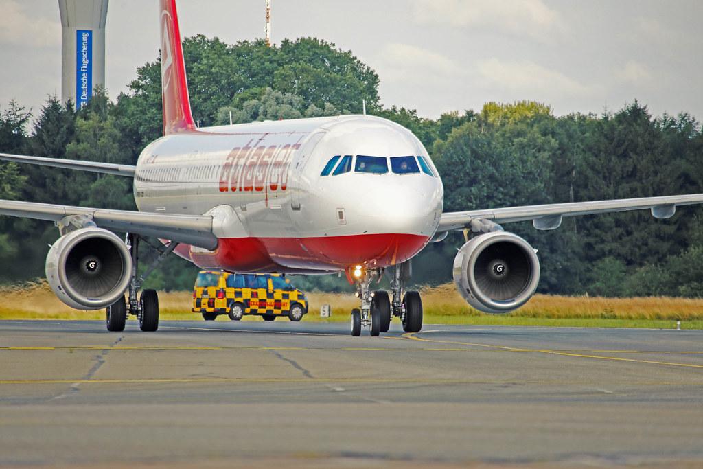 Hamburg Airport Spotter Tour