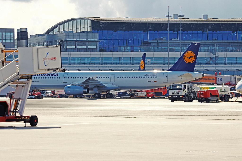 Hamburg Airport Spotter Tour