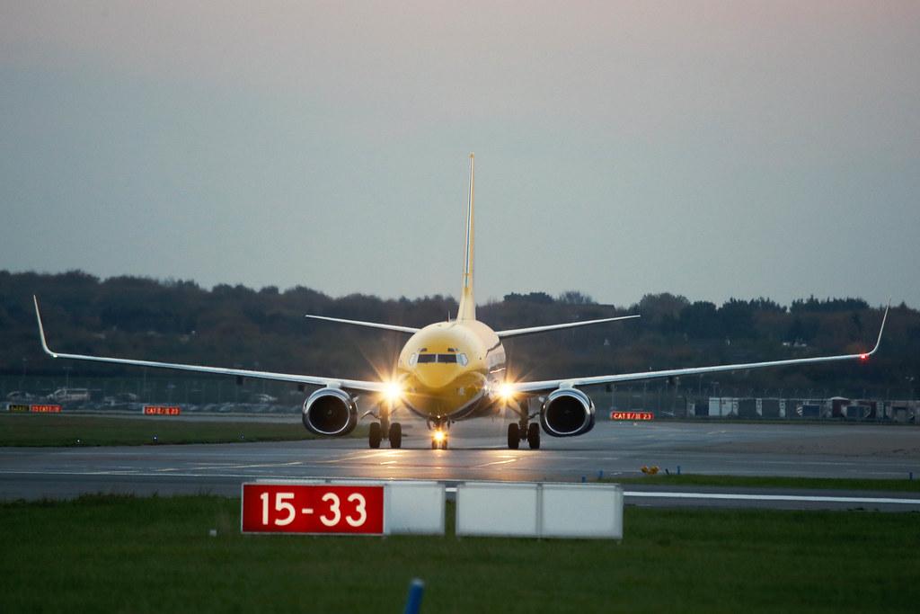 Hamburg Airport Spotter Tour