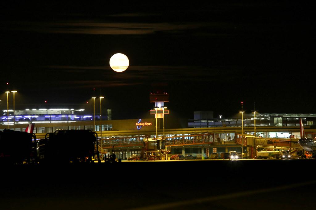 Hamburg Airport Spotter Tour