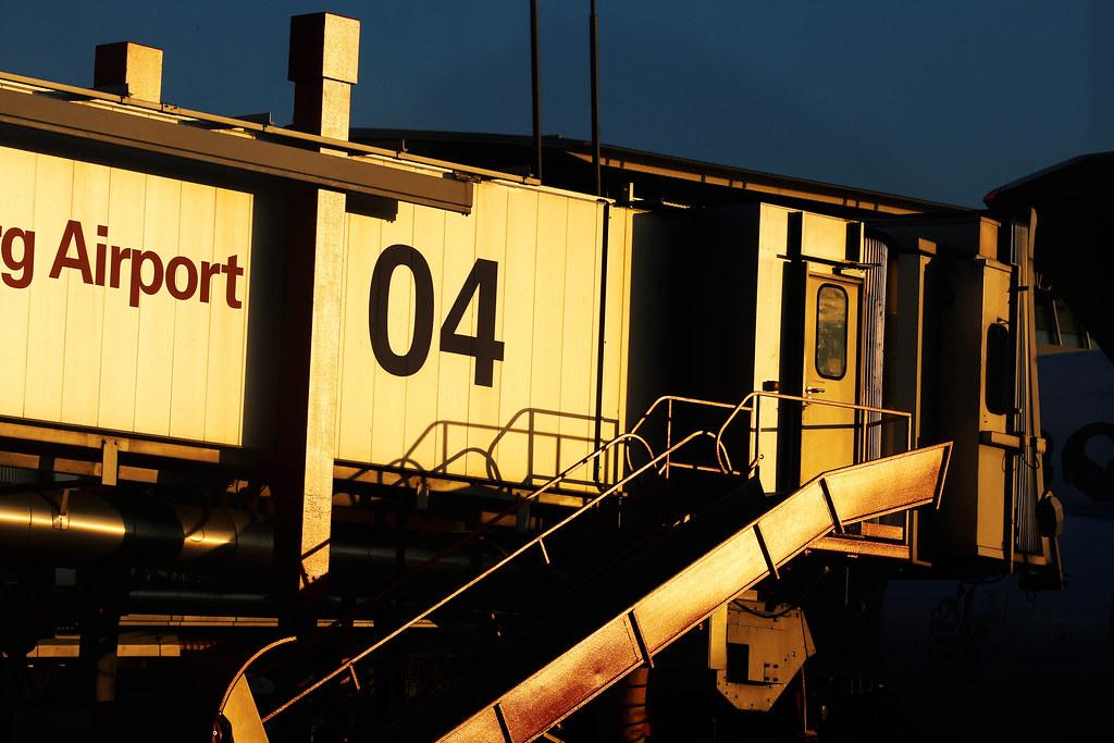 Hamburg Airport Spotter Tour