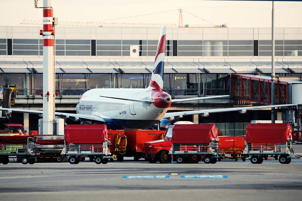 Hamburg Airport Spotter Tour