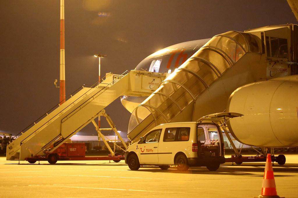 Hamburg Airport Spotter Tour