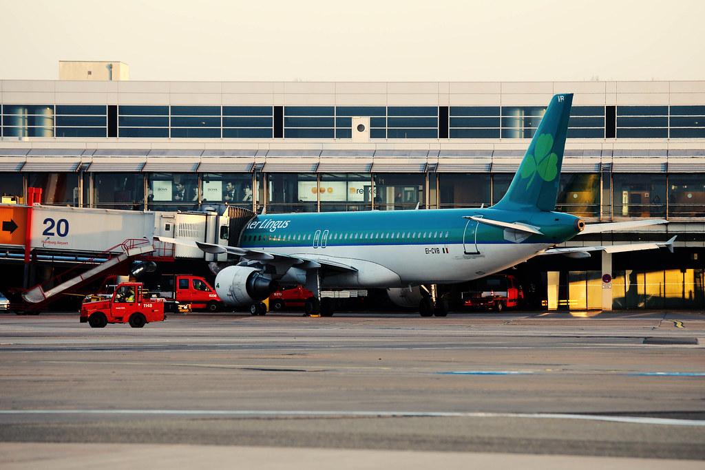 Hamburg Airport Spotter Tour