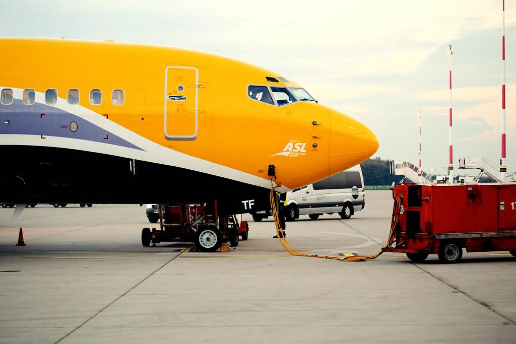 Hamburg Airport Spotter Tour