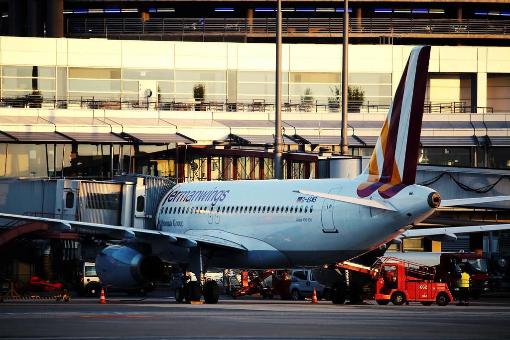 Hamburg Airport Spotter Tour