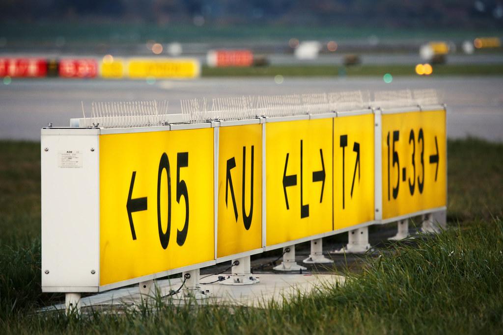 Hamburg Airport Spotter Tour