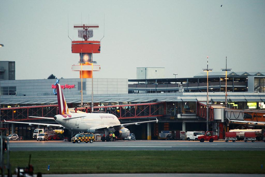 Hamburg Airport Spotter Tour