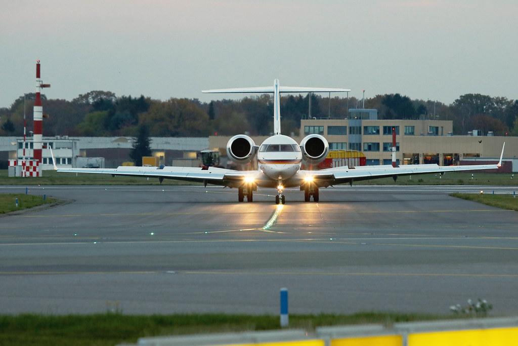 Hamburg Airport Spotter Tour