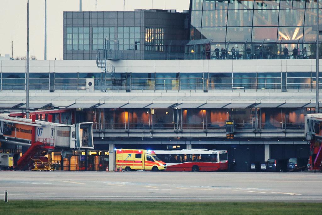 Hamburg Airport Spotter Tour