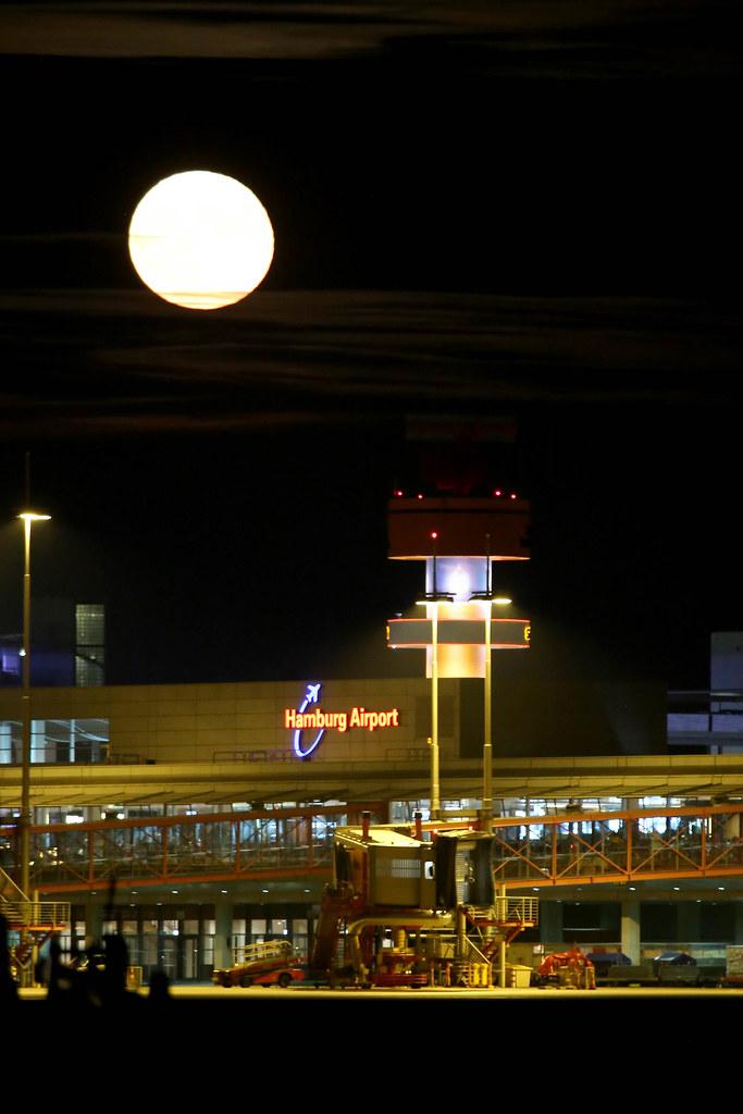 Hamburg Airport Spotter Tour