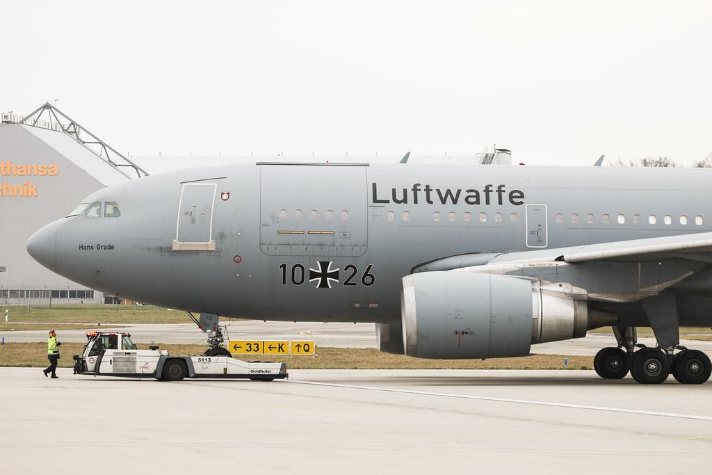 Hamburg Airport: German Air Force (/ GAF) | Airbus A310-304 MRTT A310 | 10+26 | MSN 522