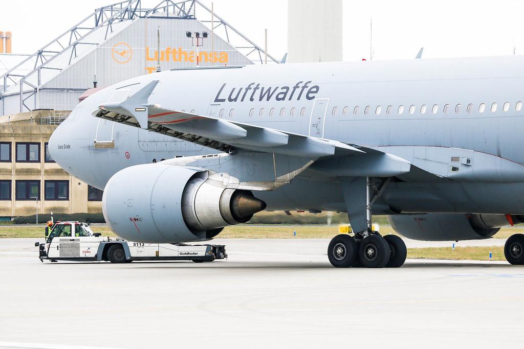 Hamburg Airport: German Air Force (/ GAF) | Airbus A310-304 MRTT A310 | 10+26 | MSN 522