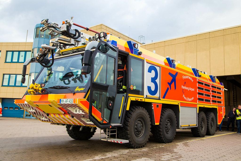 Hamburg Airport: Flughafenfeuerwehr | Fire & Rescue