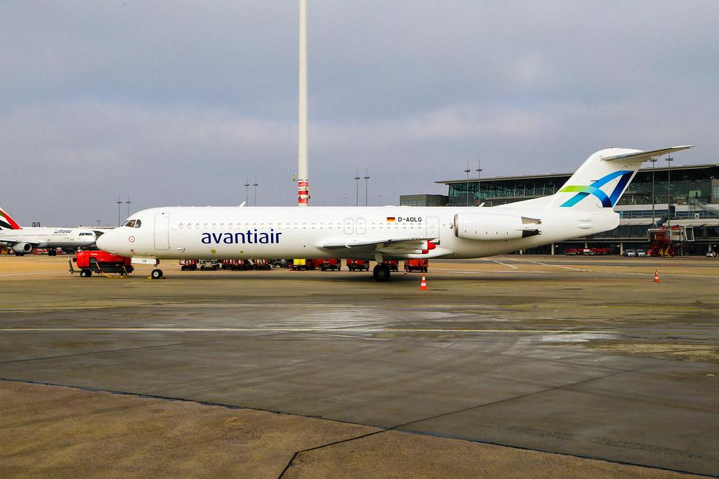 Hamburg Airport: Avanti Air (/ ATV) | Fokker 100 F100 | D-AOLG | MSN 11452