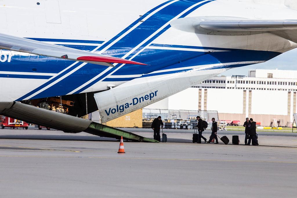 2. Vorfeldrundfahrt: Antonow An-124-100