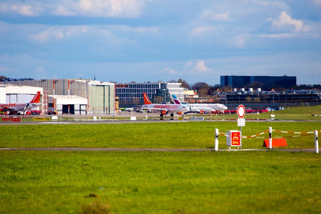 Hamburg Airport: Terminal |