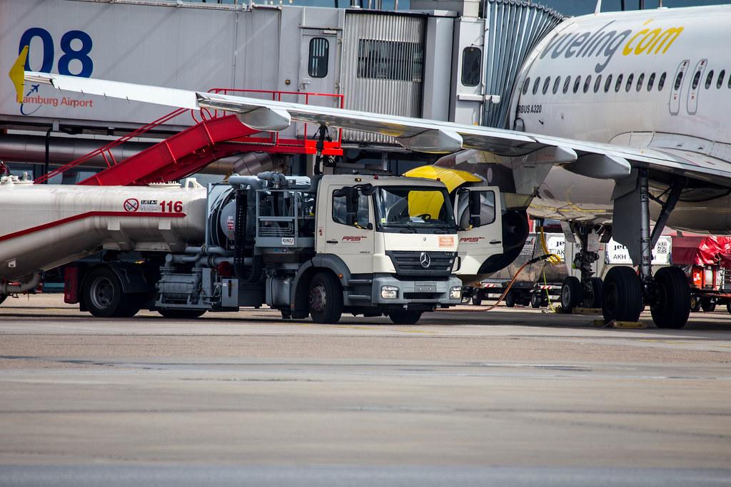 2. Vorfeldrundfahrt: vueling.com
