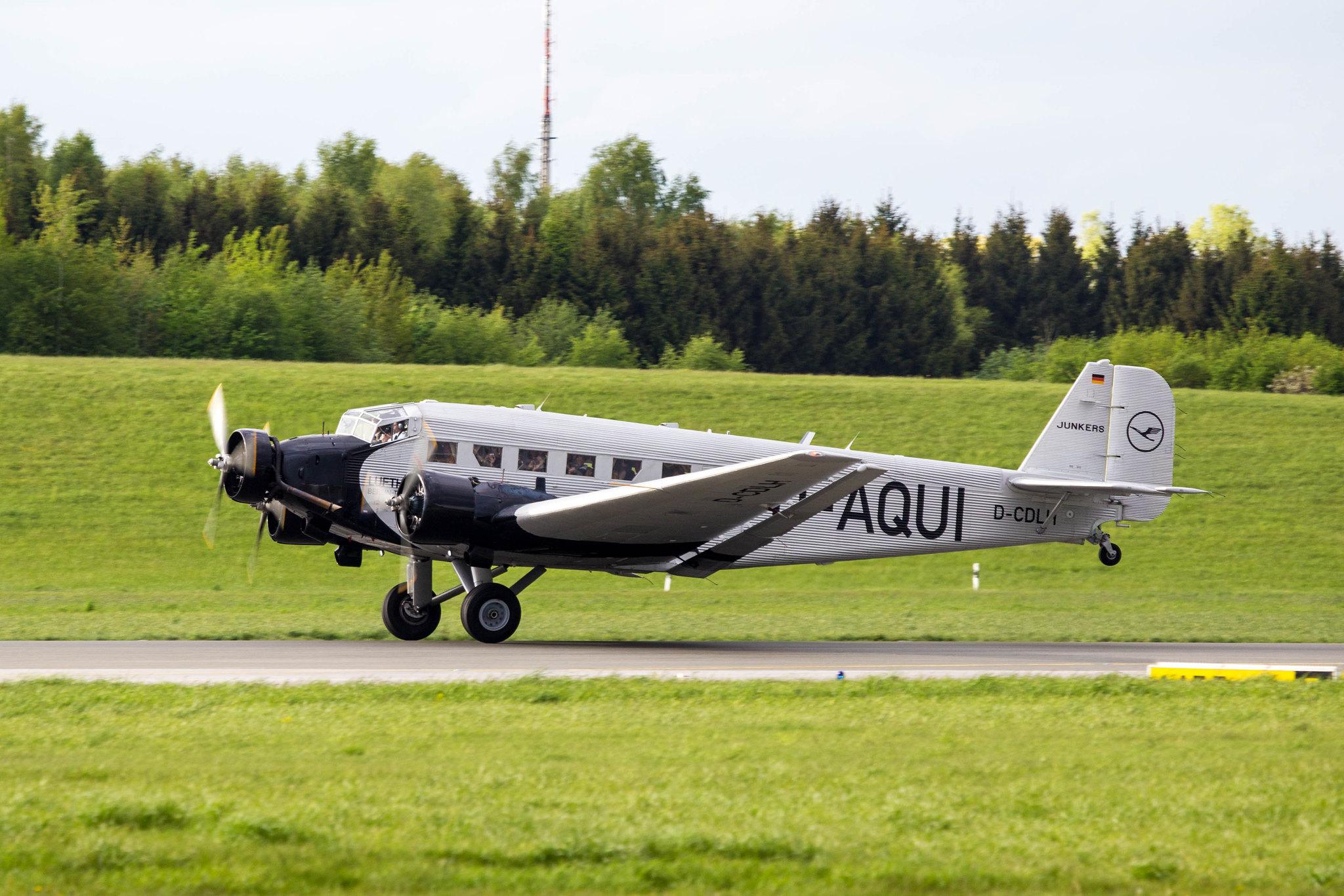 Hamburg Airport: Lufthansa Traditionsflug |  Junkers Ju 52/3mg8e JU52 | D-CDLH (D-AQUI) | MSN 130714