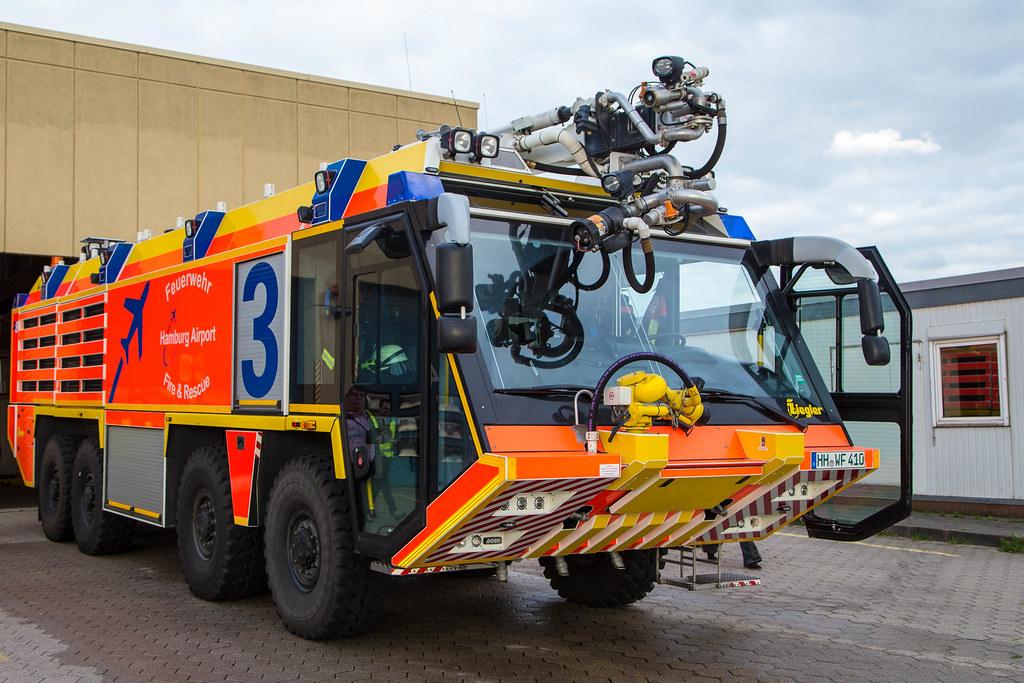 Hamburg Airport: Flughafenfeuerwehr | Fire & Rescue