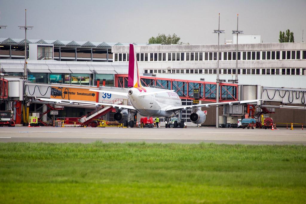 3. Vorfeldrundfahrt: Germanwings am Terminal