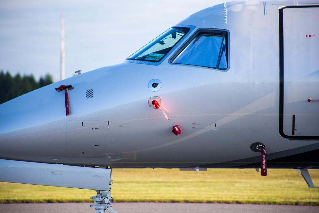 Hamburg Airport: Cockpit |