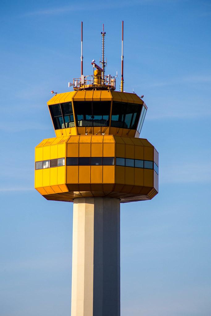 Hamburg Airport: Tower |