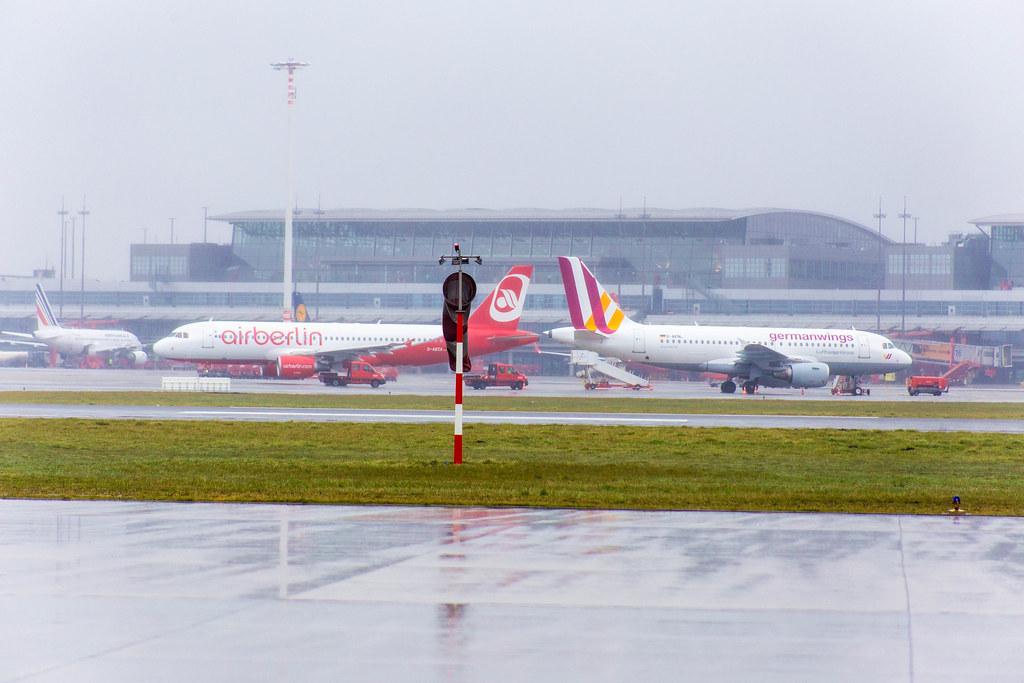 1. Vorfeldrundfahrt 2016: Airberlin und Germanwings