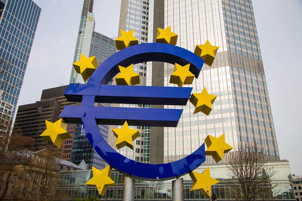 Frankfurt am Main: Euro-Skulptur
