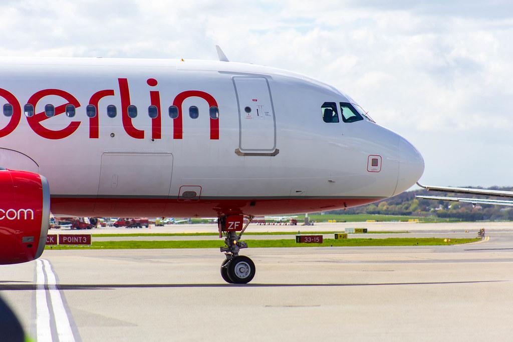 2. Vorfeldrundfahrt 2016: airberlin (D-ABZF)