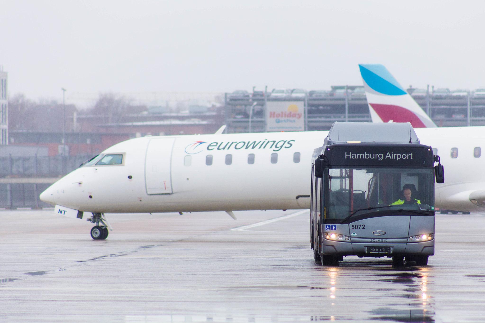 Hamburg Airport: Eurowings (EW / EWG) | Bombardier CRJ-900LR CRJ9 | D-ACNT | MSN 15264