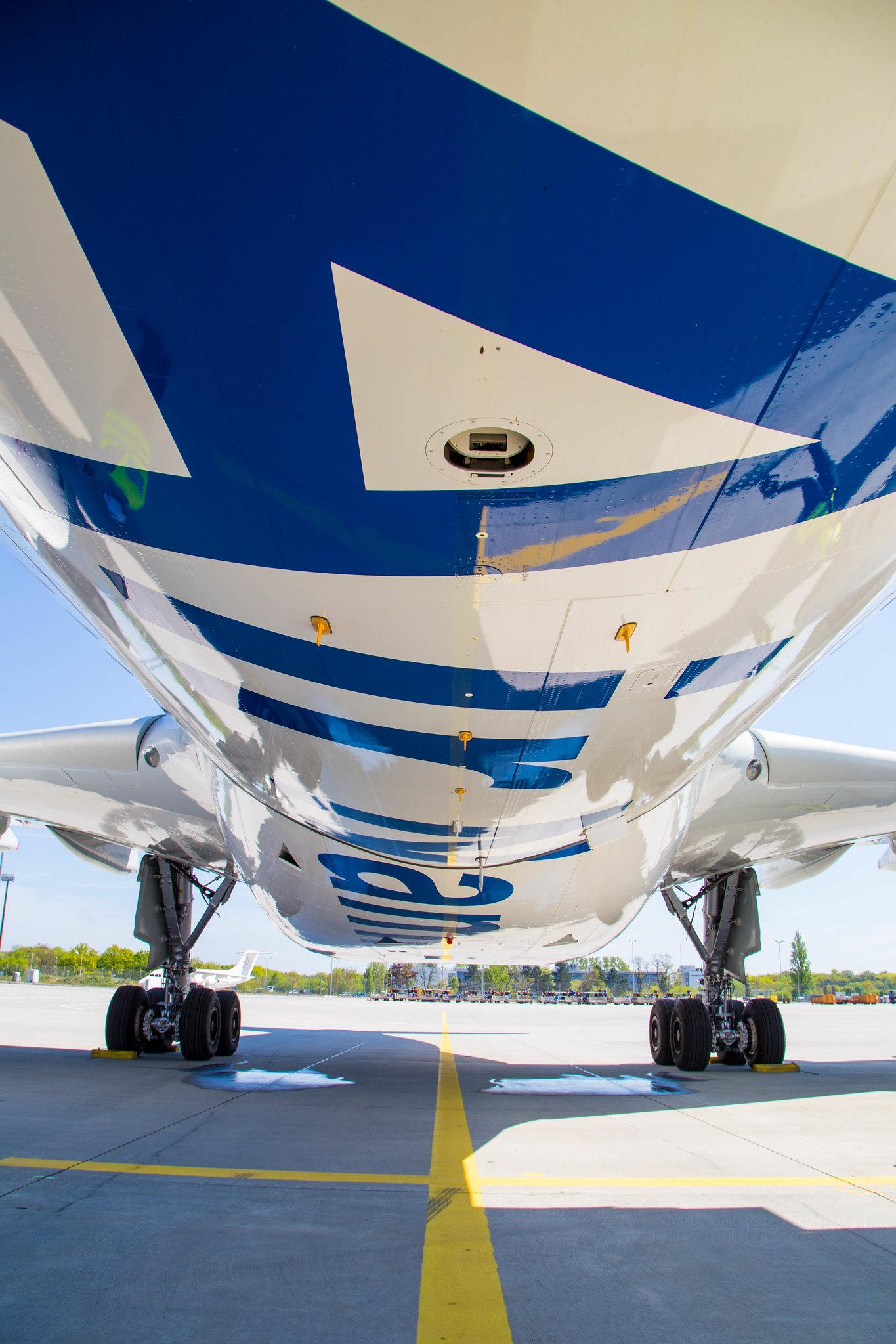 Frankfurt Airport: Air Namibia (SW / NMB) |  Airbus A330-243 A332 | V5-ANP | MSN 1466