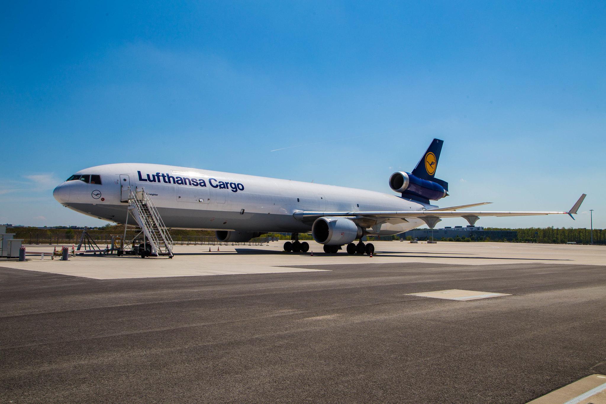 Frankfurt Airport: Lufthansa Cargo (/ GEC) |  McDonnell Douglas MD-11F MD11 | D-ALCI | MSN 48800