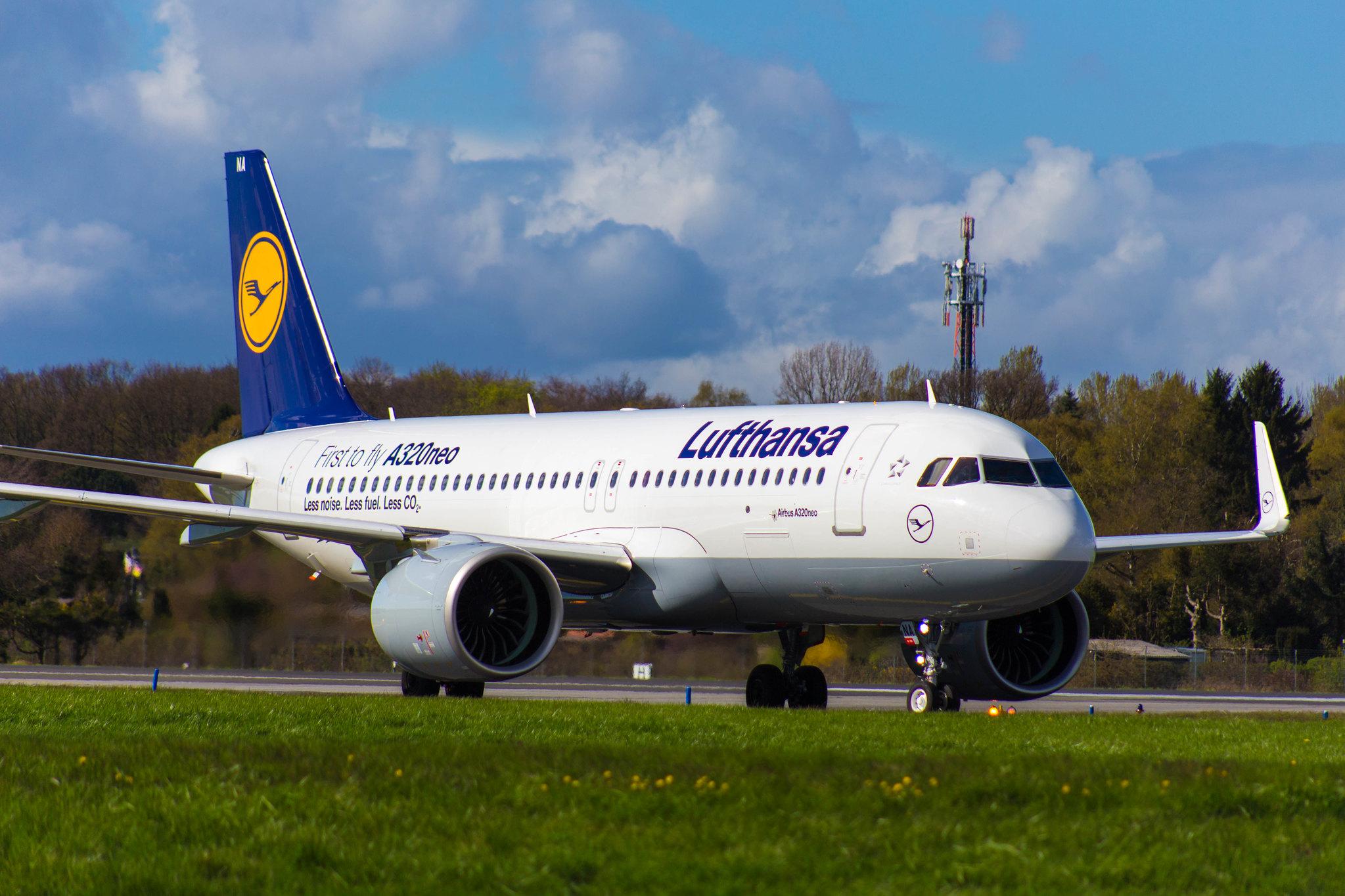Hamburg Airport: Lufthansa (LH / DLH) |  Airbus A320-271N A20N | D-AINA | MSN 6801