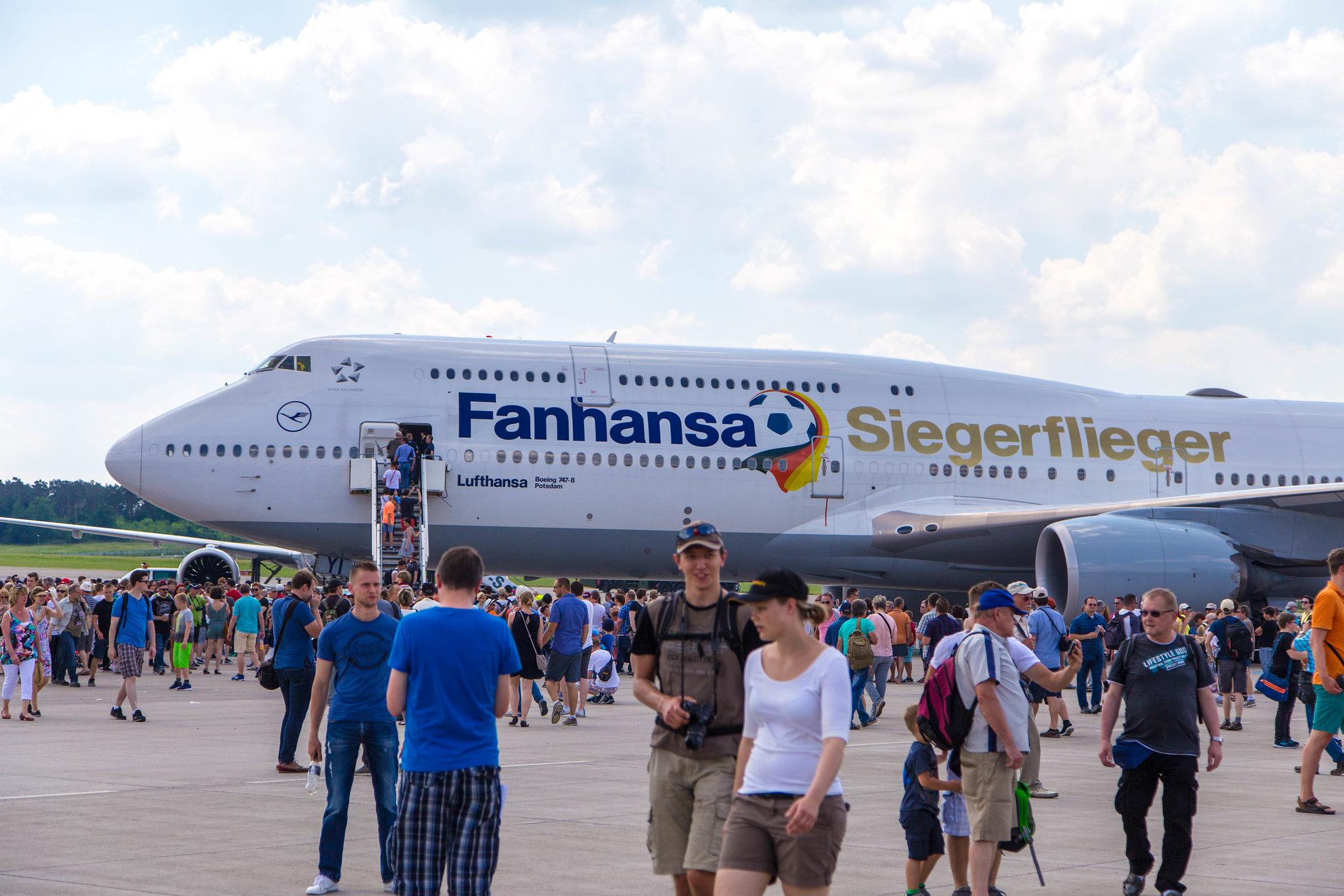 ILA: Lufthansa (LH / DLH) | Livery: Fanhansa Siegerflieger Livery | Boeing 747-830 B748 | D-ABYI | MSN 37833