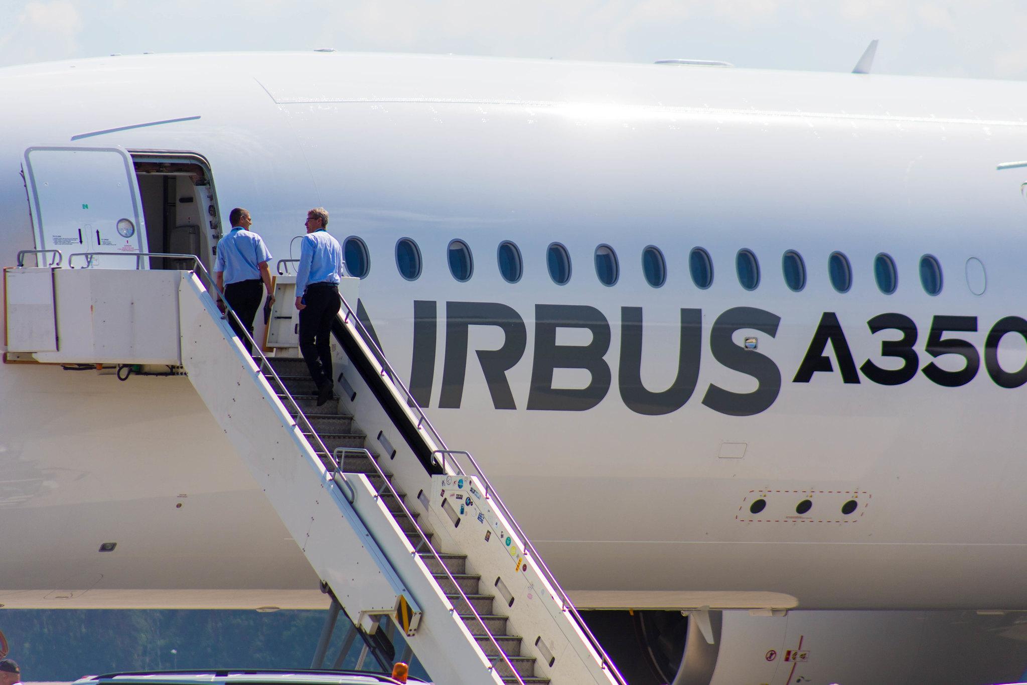 ILA: Airbus (/ AIB) |  Airbus A350-941 A359 | F-WWCF | MSN 002