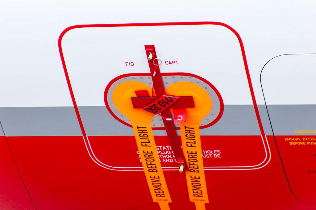 ILA 2016: Airberlin Airbus A321-200 D-ABCT - Remove Before Flight