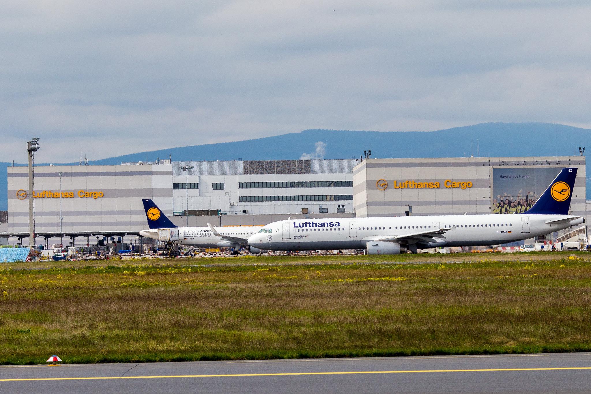 Frankfurt Airport: Lufthansa (LH / DLH) |  Airbus A321-231 A321 | D-AISZ | MSN 4085
