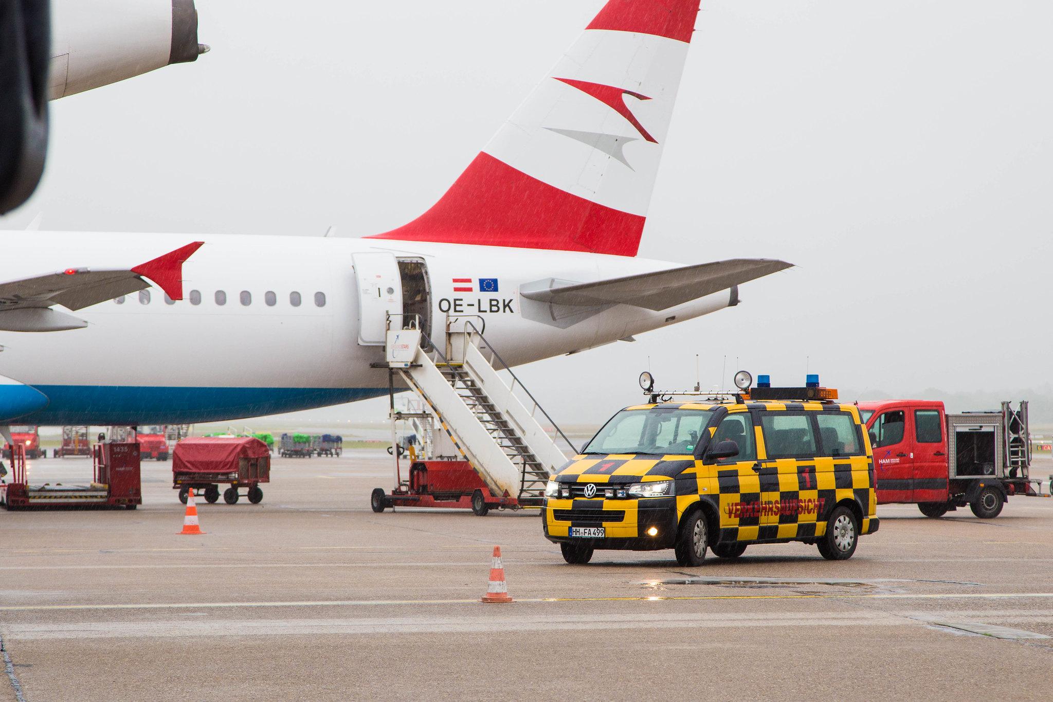 Hamburg Airport: Austrian Airlines (OS / AUA) |  Airbus A320-214 A320 | OE-LBK | MSN 1931