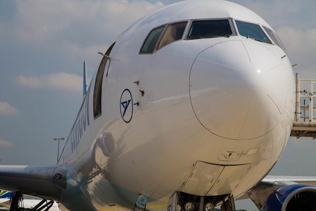 Frankfurt Airport: Condor (DE / CFG) |  Boeing 767-330(ER) B763 | D-ABUE | MSN 26984