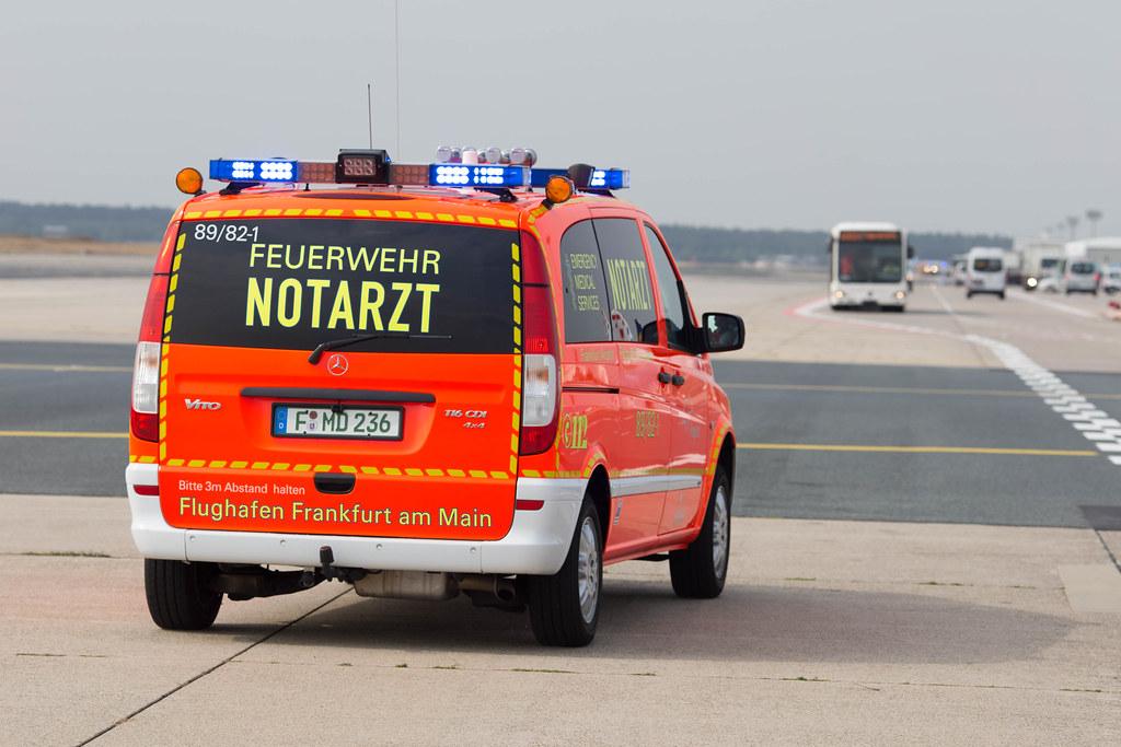 Frankfurt Airport: Feuerwehr Notarzt